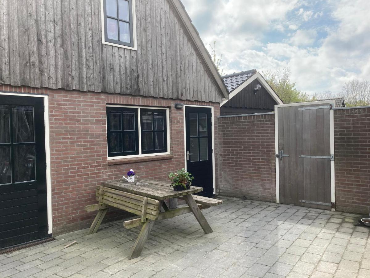 Vakantiehuis 't Laaisterplakky zonder drempels Villa Oude Bildtzijl Buitenkant foto