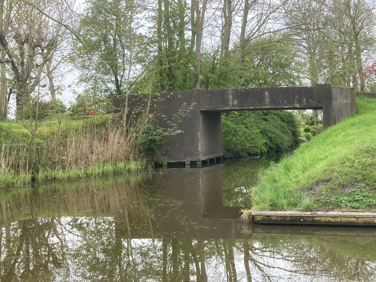 Vakantiehuis 't Laaisterplakky zonder drempels Villa Oude Bildtzijl Buitenkant foto