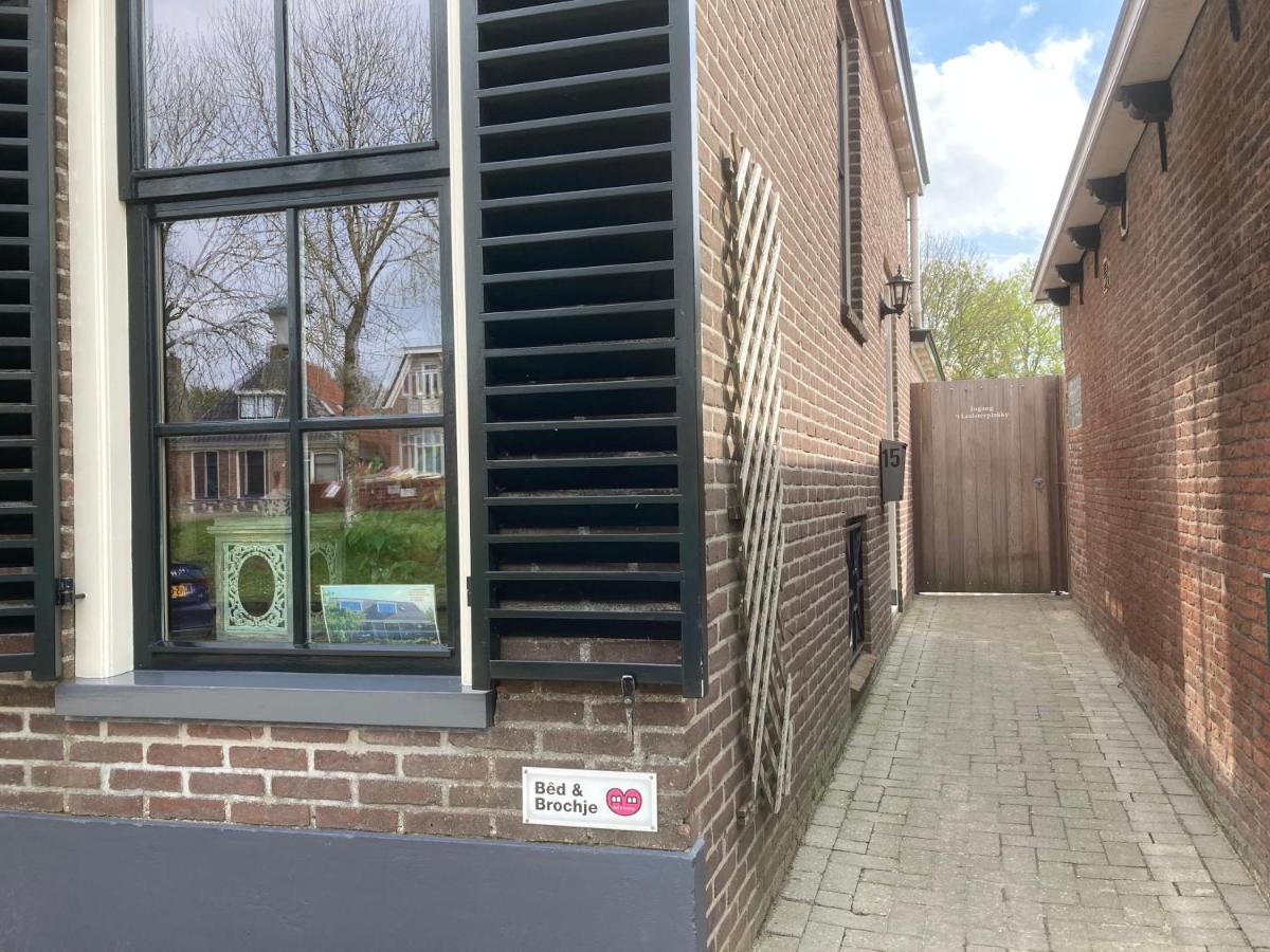 Vakantiehuis 't Laaisterplakky zonder drempels Villa Oude Bildtzijl Buitenkant foto